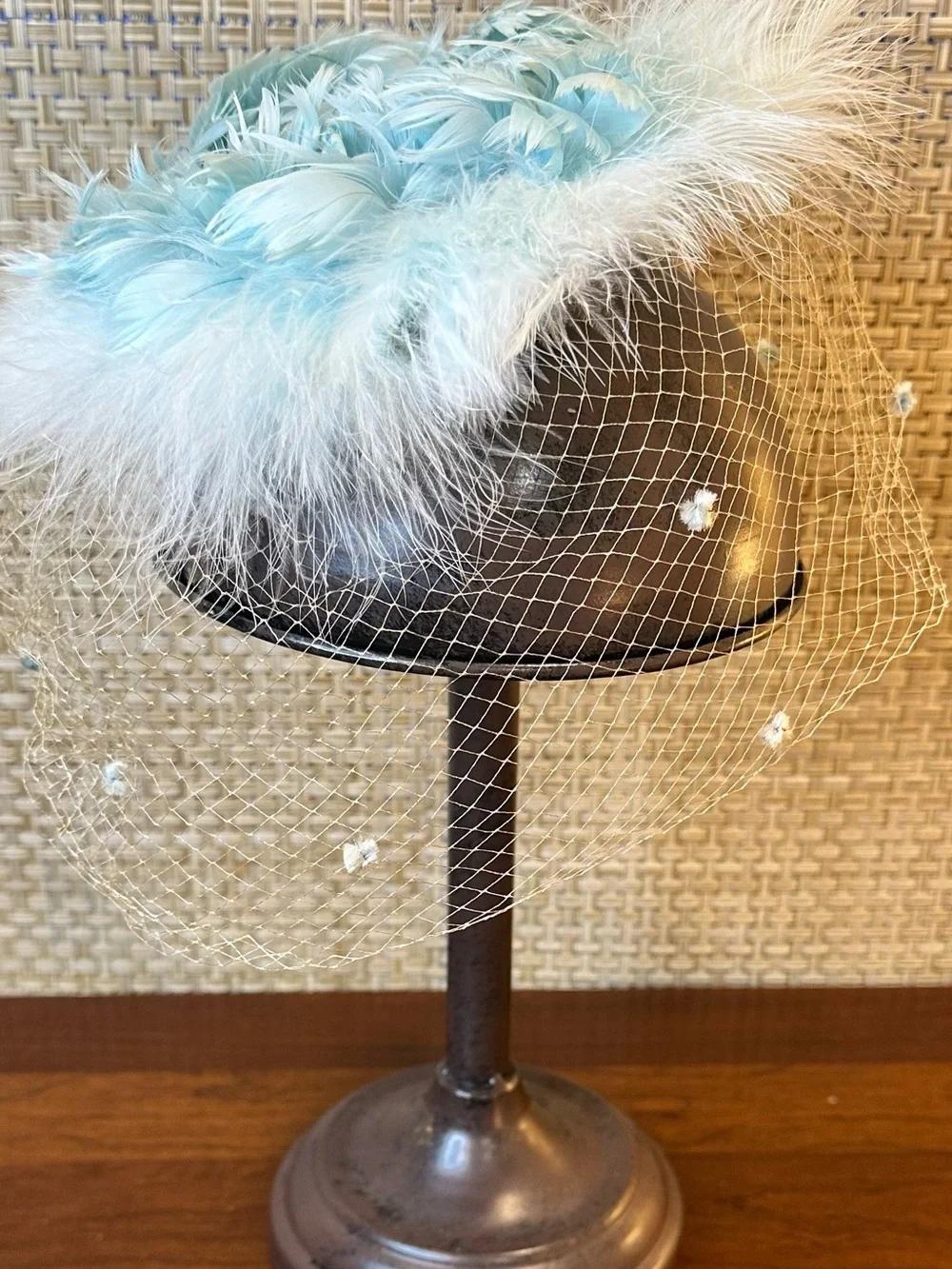 VTG 1960s Tiffany Blue Marabou Feather Birdcage Fascinator Cocktail Hat - Picture 3 of 11